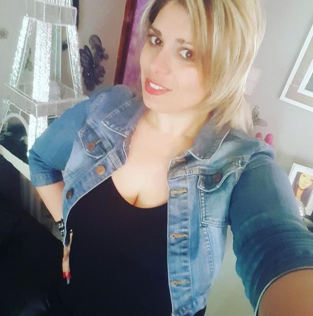 Fille torride pour moment chaude